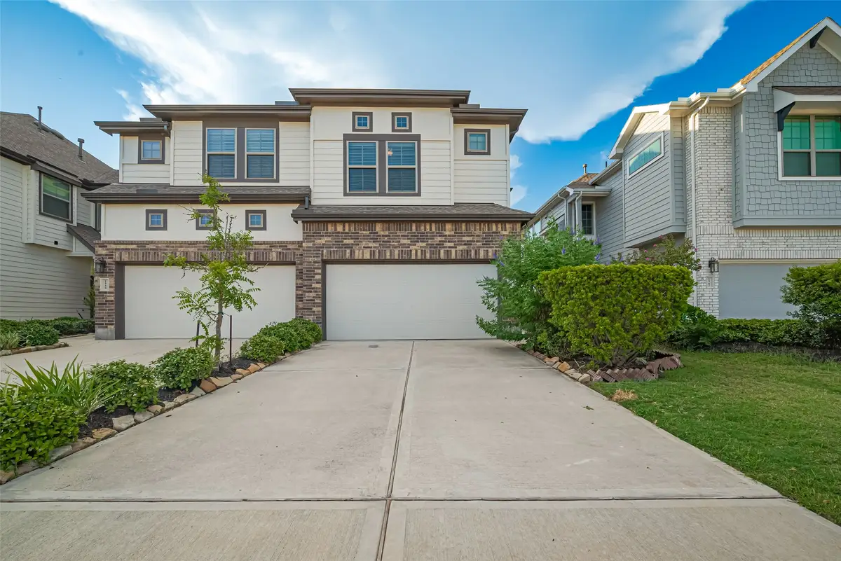 1563 Rustling Creek Drive, Missouri City, TX 77459 - Image #1