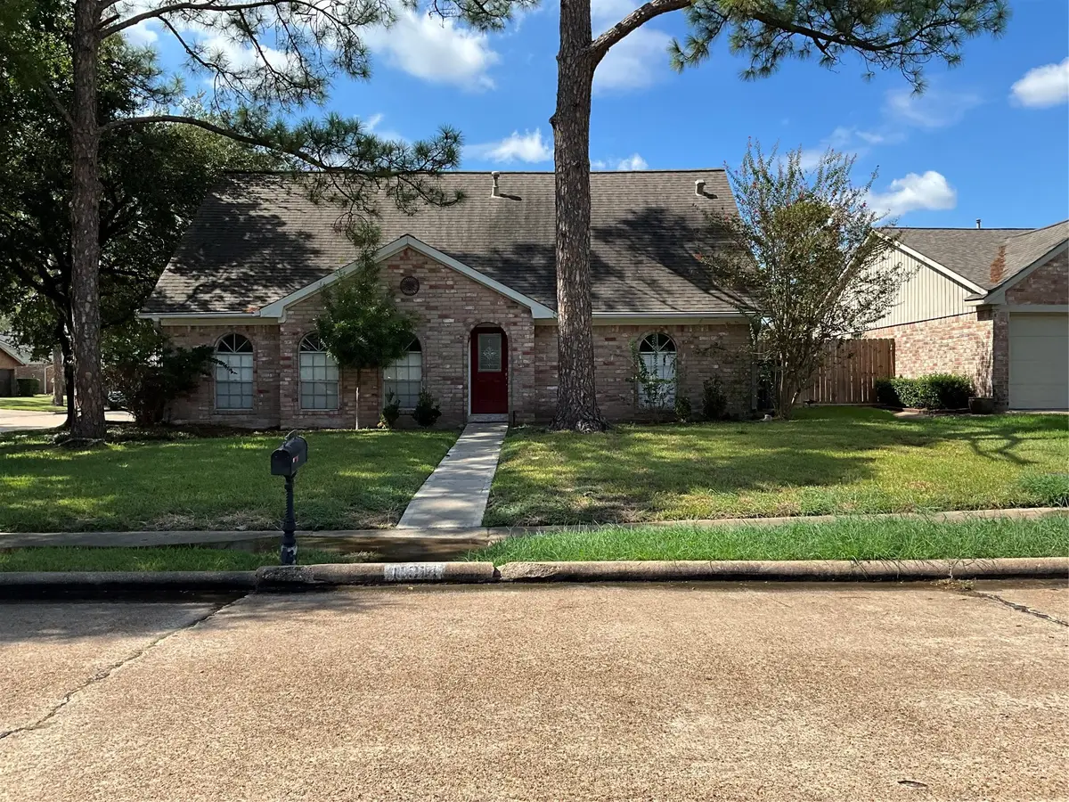 11914 Mulholland Drive, Meadows Place, TX 77477 - #1