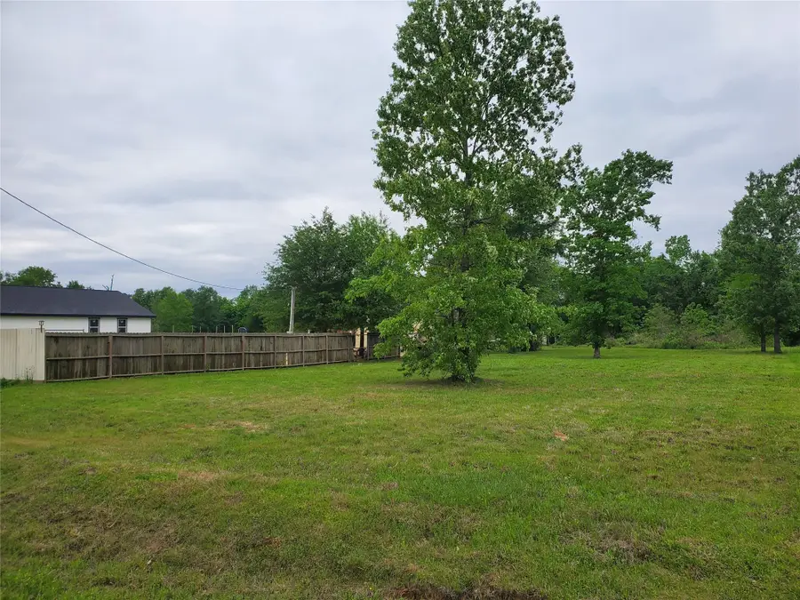 24 County Road 3555, Cleveland, TX 77327 - Image #3