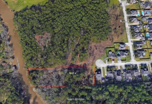 9600 Crystal Blvd, Baytown, TX 77521