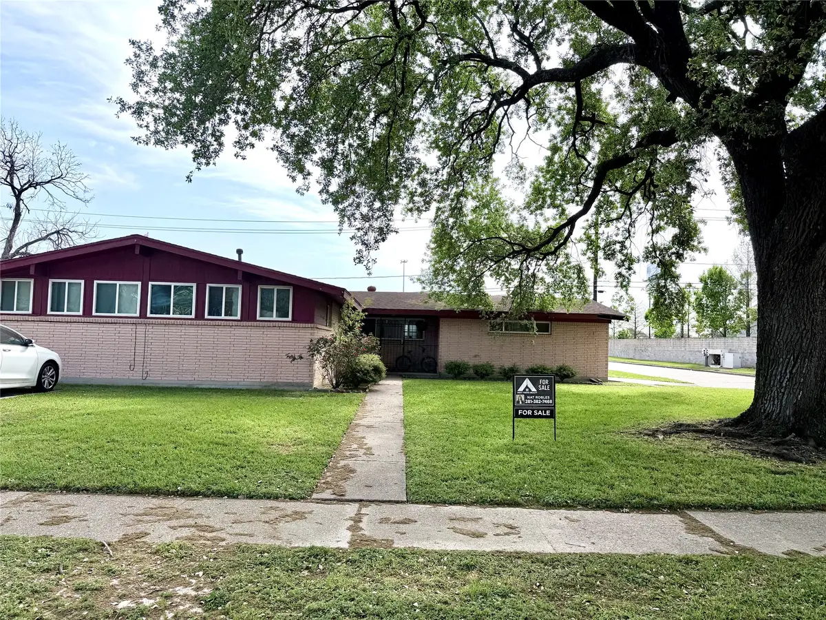 9202 Sunnywood Drive, Houston, TX 77088 - #1