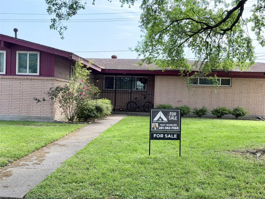 9202 Sunnywood Drive, Houston, TX 77088 - #2