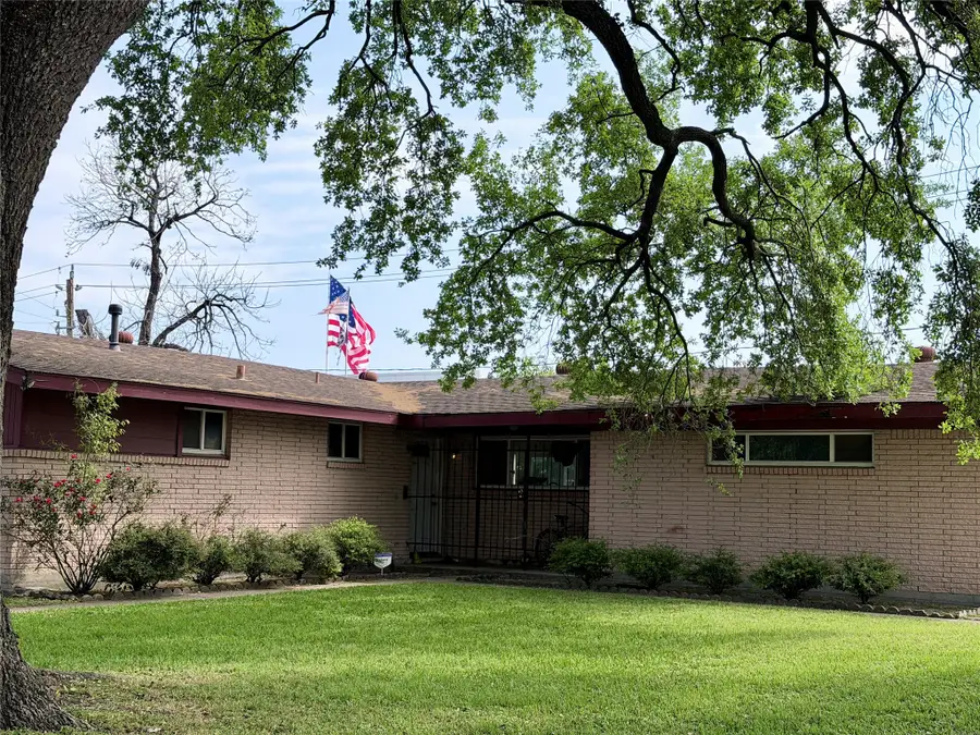 9202 Sunnywood Drive, Houston, TX 77088 - #3