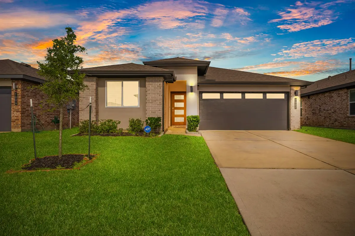7002 Fleetwood Crescent Way, Richmond, TX 77407 - #1