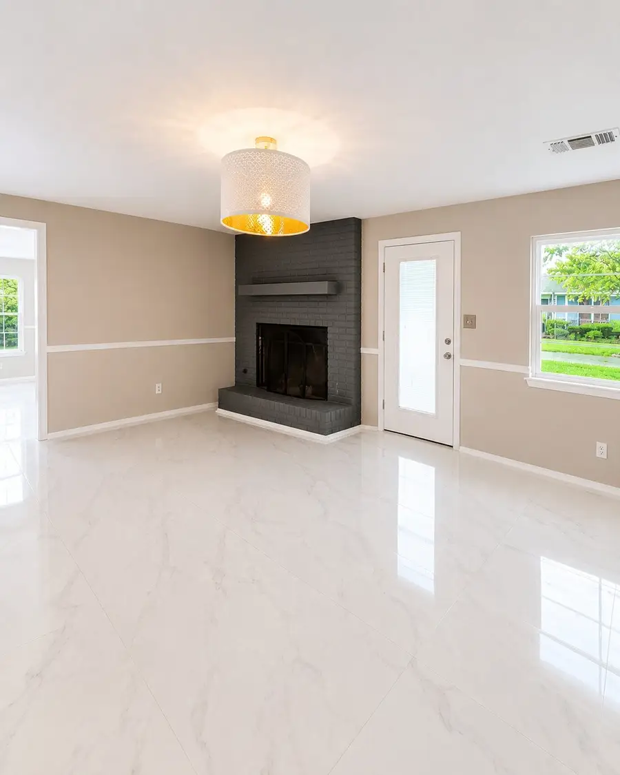 513 W Texas Street, Brazoria, TX 77422 - #3