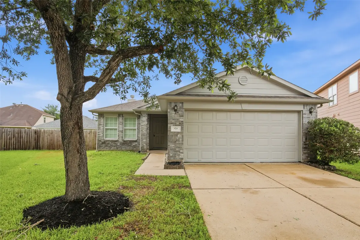 4754 Chisholm Hollow, Fresno, TX 77545 - #1
