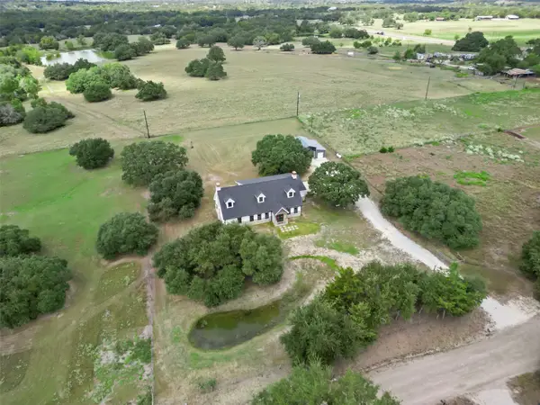 174 Gilmore Road, Brenham, TX 77833