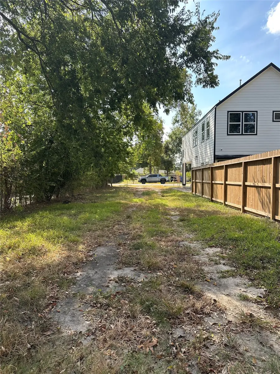 2326 Wavell Street, Houston, TX 77088 - Image #3