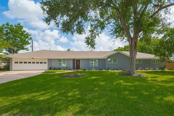 4414 Lemac Drive, Houston, TX 77096