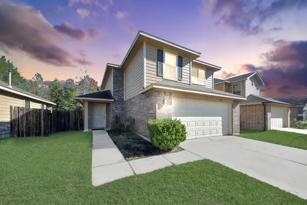 9967 Sterling Place Drive, Conroe, TX 77303