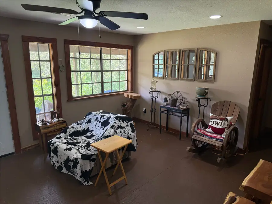 1250 Trails End Drive, Cleveland, TX 77328 - #2