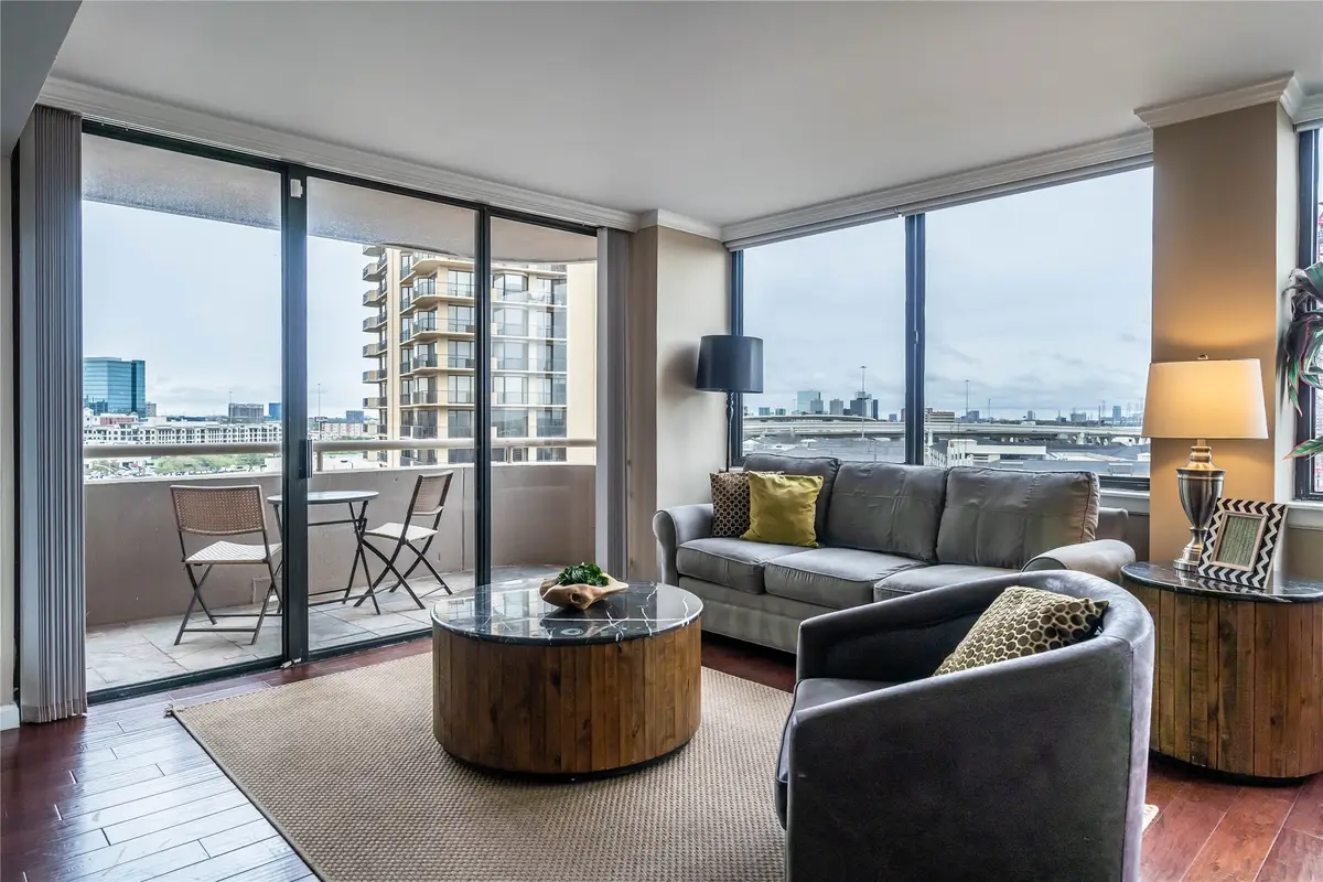 3525 Sage Road #1009, Houston, TX 77056 - Image #1