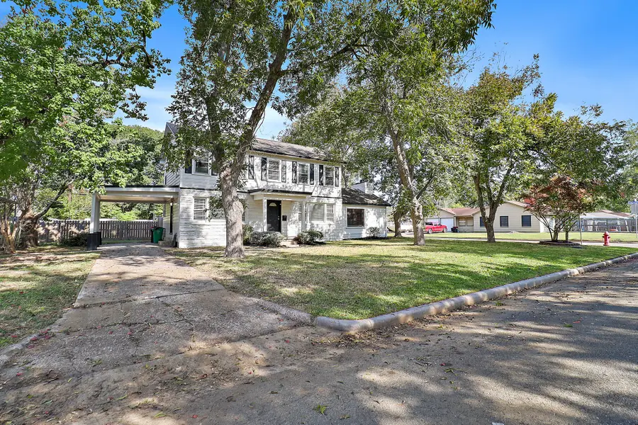 200 Scott Street, Baytown, TX 77520 - #2