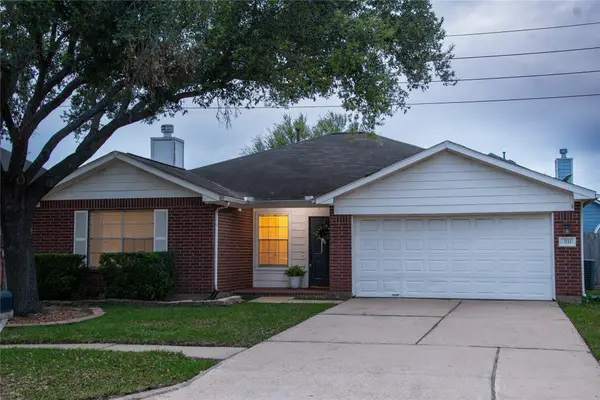 3111 Rainpark Lane, Katy, TX 77449