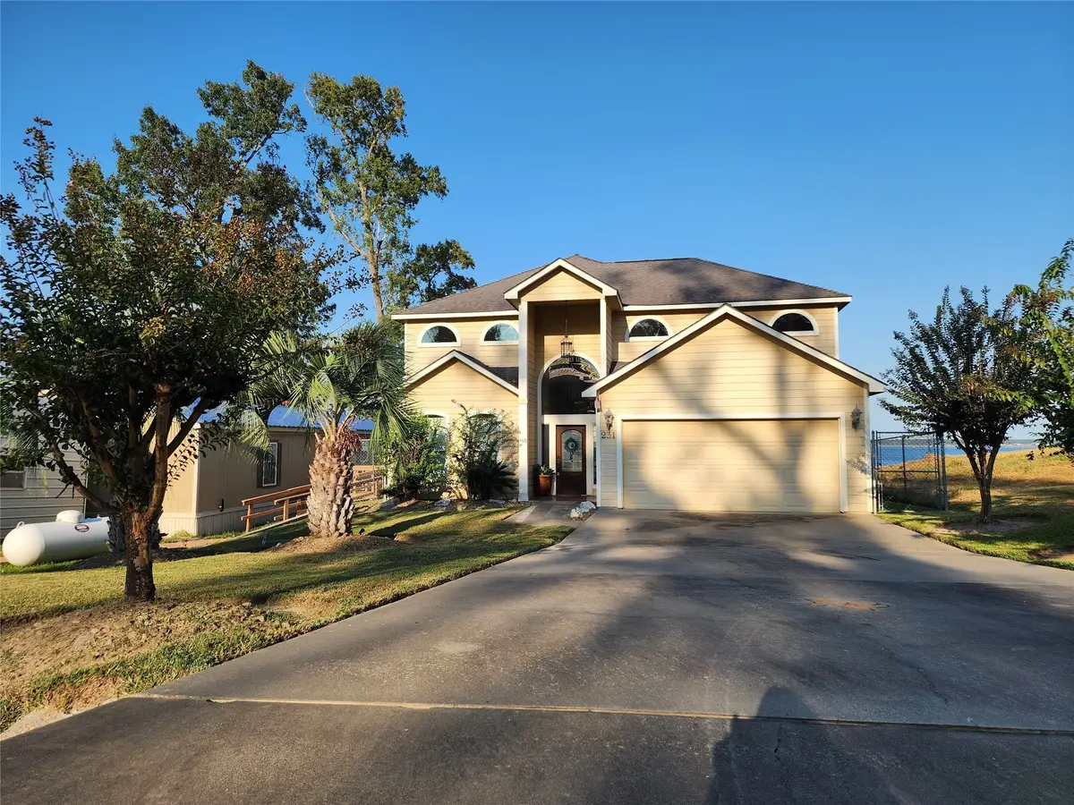 231 Key Largo Loop, Pointblank, TX 77364 - Image #1