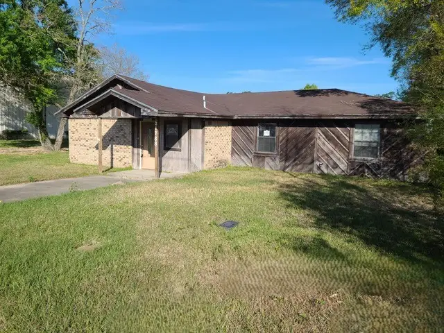 21788 Interstate Highway 10, Vidor, TX 77662 - #1