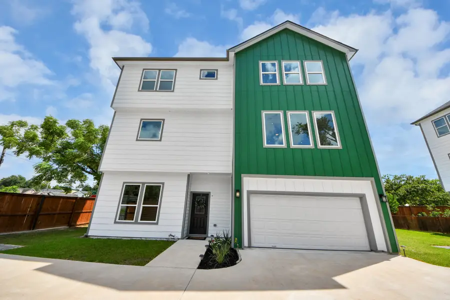 926 N Victory Drive, Houston, TX 77088 - #2