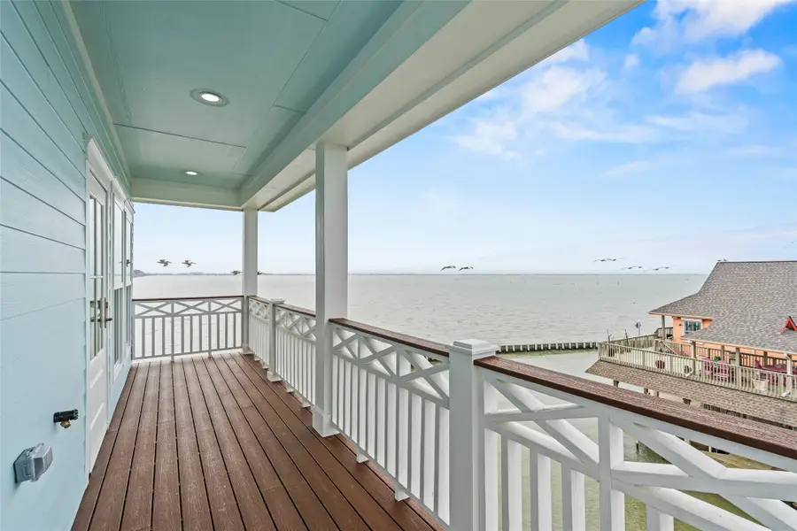 107 Gulf Drive, Tiki Island, TX 77554 - #3