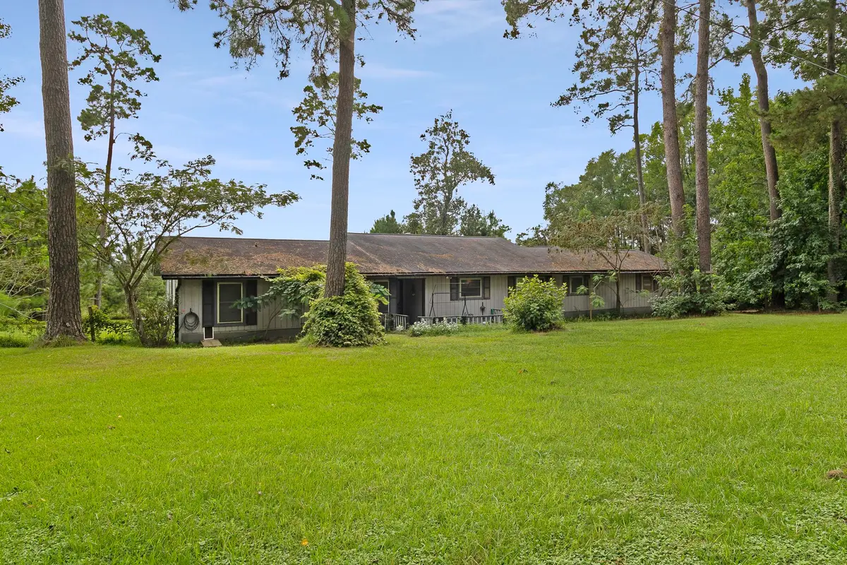 1979 Cr 3000, Woodville, TX 75979 - Image #1