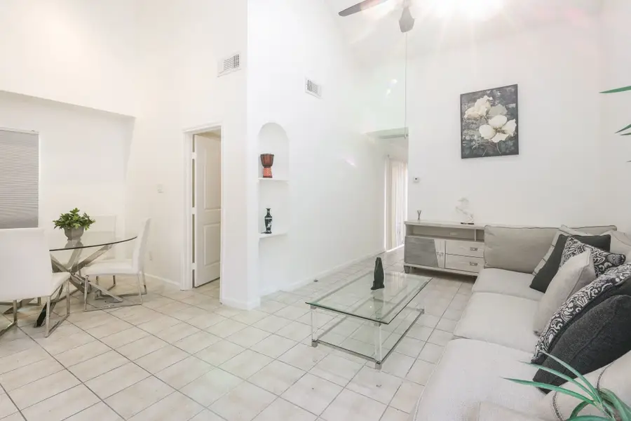 13034 Greenway Chase Court #3034, Houston, TX 77072 - #3
