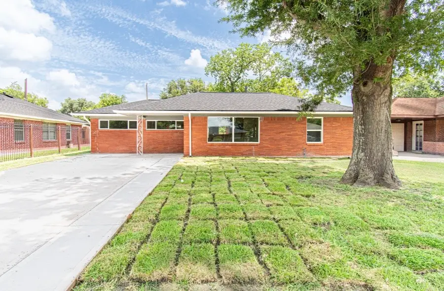 2730 Knotty Oaks Trail, Houston, TX 77045 - #3
