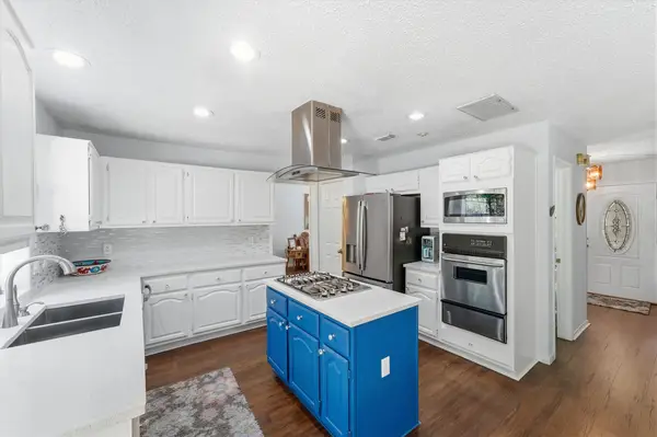 42 Fire Flicker Place, The Woodlands, TX 77381