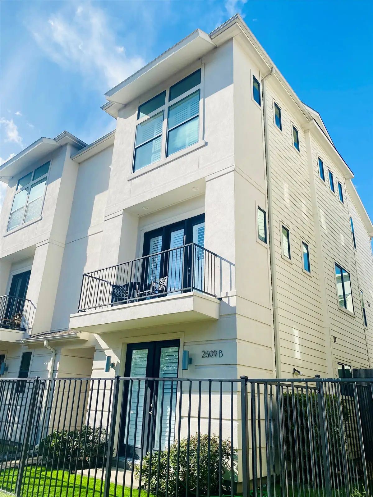 2509 Garrow Street #B, Houston, TX 77003 - #1
