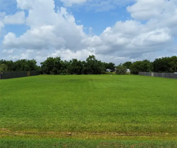 15311 Devin Lane, Crosby, TX 77532