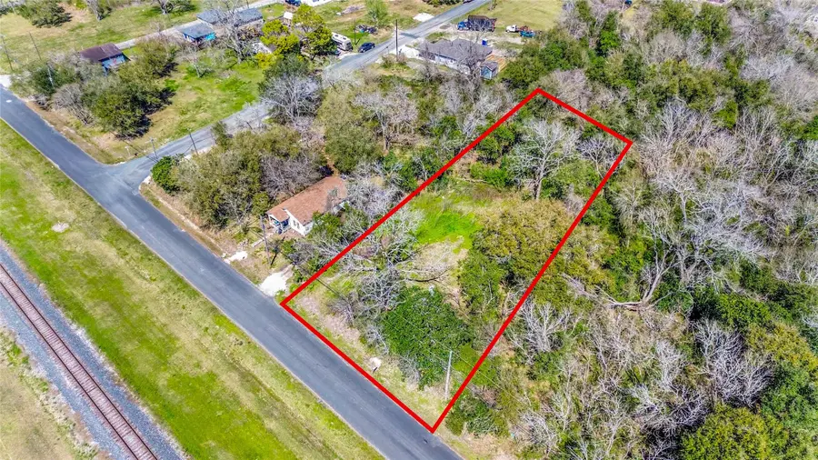 524 N Oak Street, Texas City, TX 77591 - Image #2