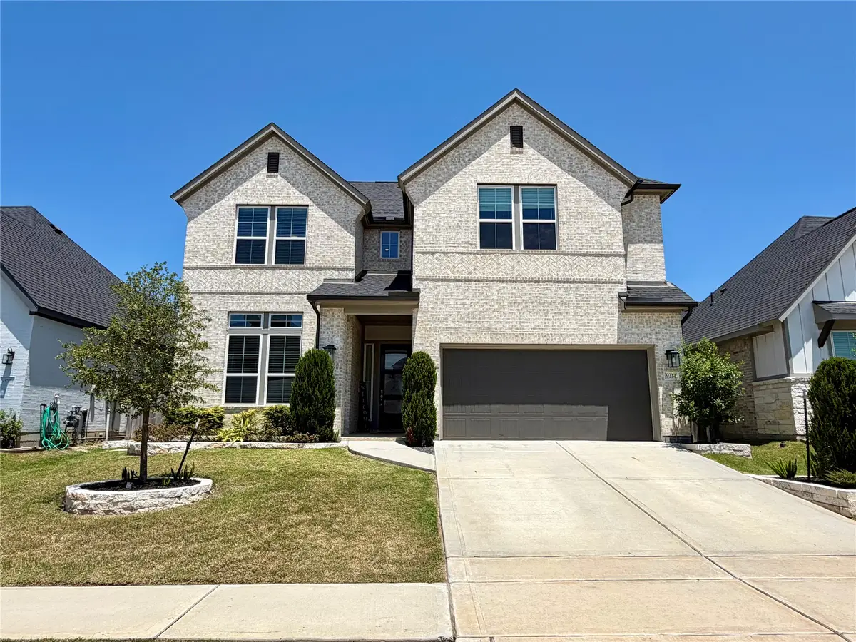 9214 Trimble Landing Dr, Tomball, TX 77375 - #1
