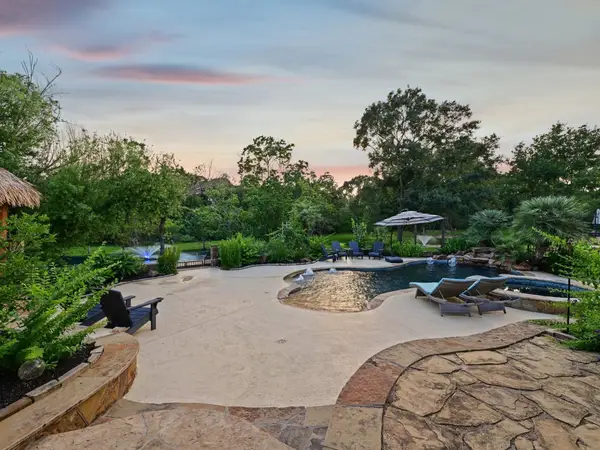 2037 Lakeside Drive, Seabrook, TX 77586