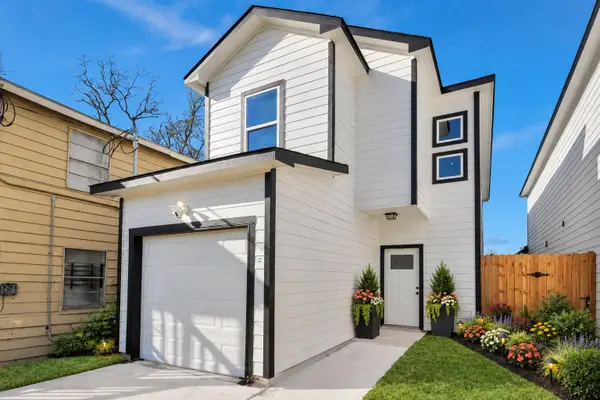 4011 Elmwood Street, Houston, TX 77051