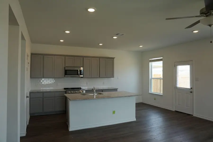 823 Stoney Point Lane, Dayton, TX 77535 - Image #3