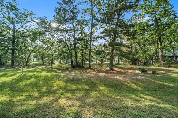 26 Hillsborough Drive, Huntsville, TX 77340