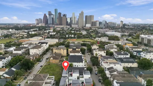 434 W Bell Street, Houston, TX 77019