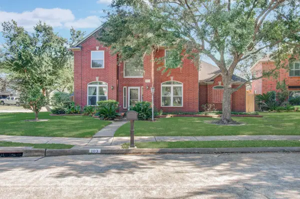 103 Esplanade Place, Stafford, TX 77477