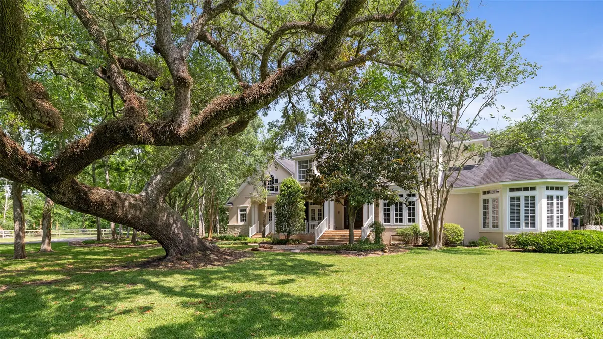 2042 Darby Lane, Fresno, TX 77545 - Image #1