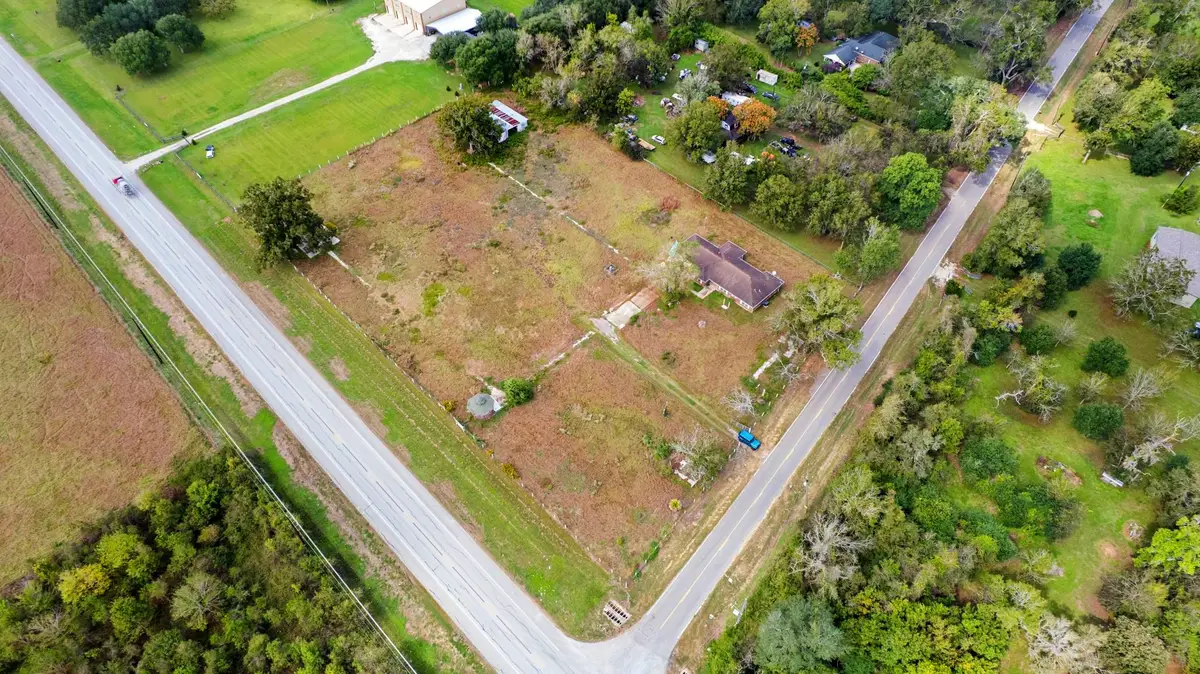 7442 County Road 42, Rosharon, TX 77583 - Image #1
