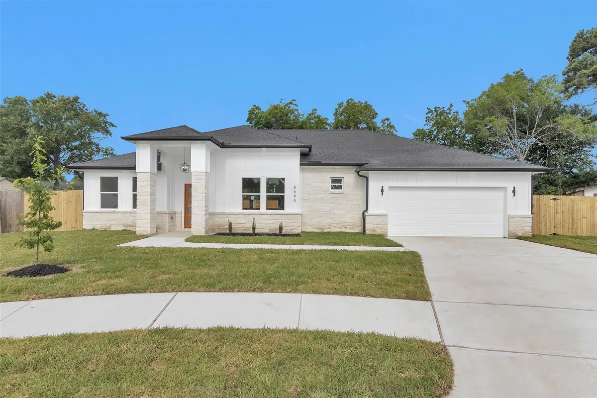 8646 Valley Gold Ct, Houston, TX 77078 - #1