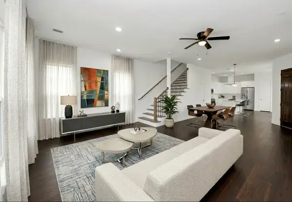 4012 Mckinley Street, Houston, TX 77051