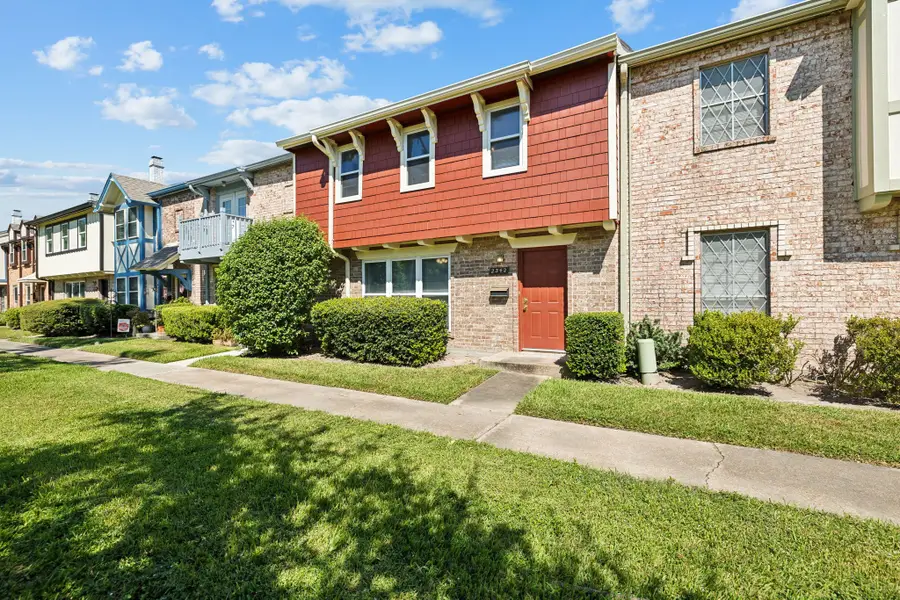 2342 Triway Lane, Houston, TX 77043 - Image #2