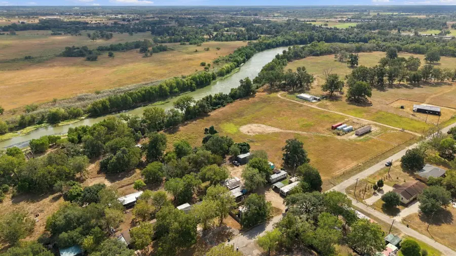 307 Forest Street, Columbus, TX 78934 - #3