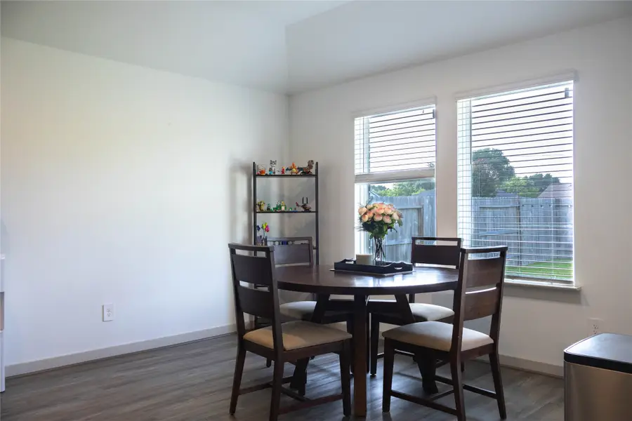 1126 Hyde Lake Lane, Missouri City, TX 77459 - Image #2