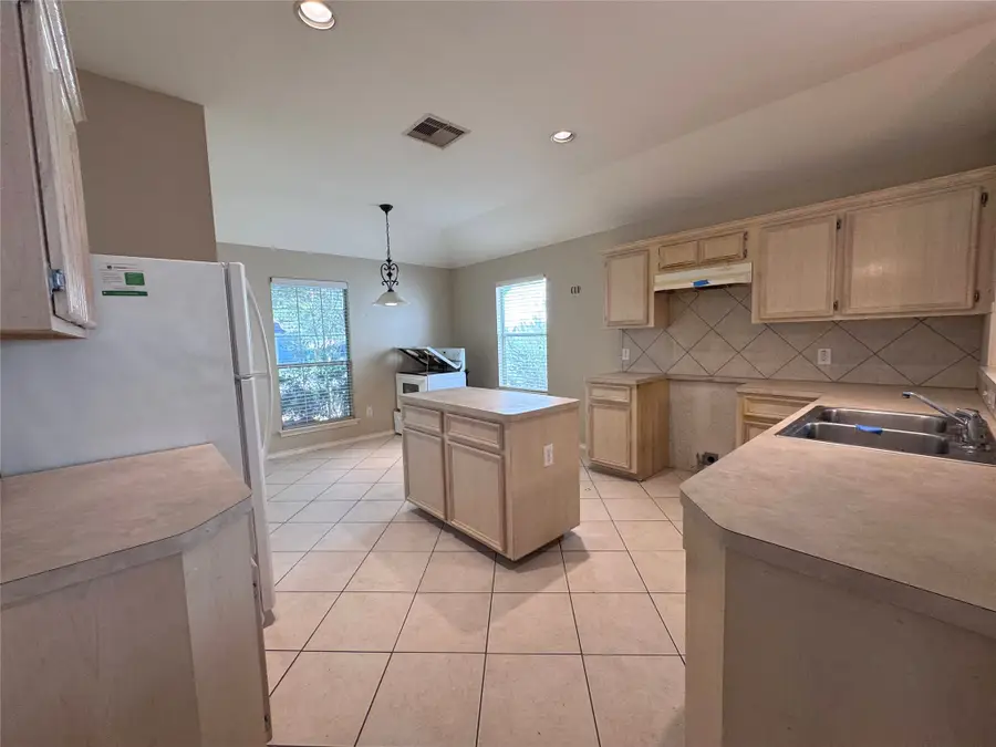 17942 Magenta Springs Drive, Humble, TX 77346 - #2