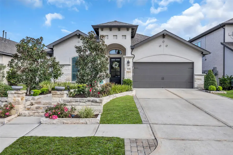 28225 Woodland Bend Way, Spring, TX 77386 - Image #2