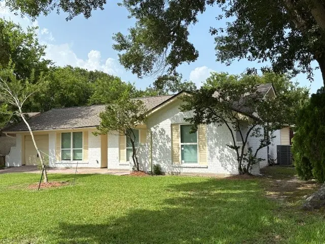 12127 Rhinebeck Drive, Houston, TX 77089 - Image #3
