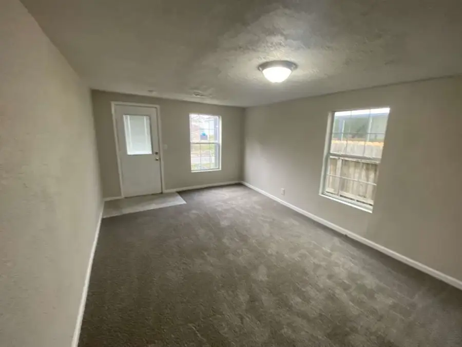 223 Cockerel Street, Houston, TX 77018 - Image #2