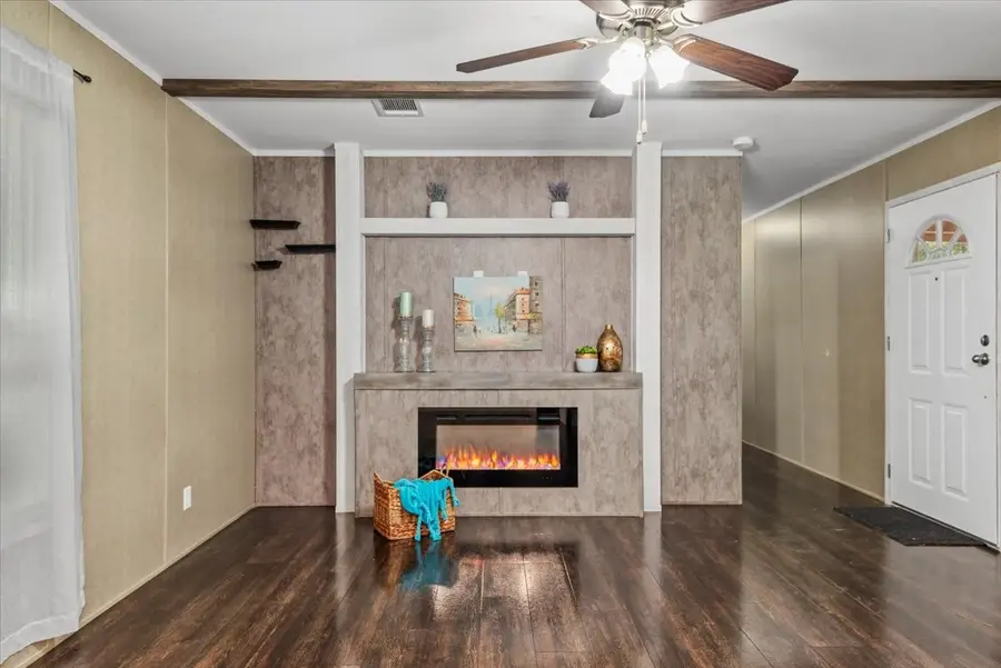 211 Woodstock, Livingston, TX 77351 - Image #3