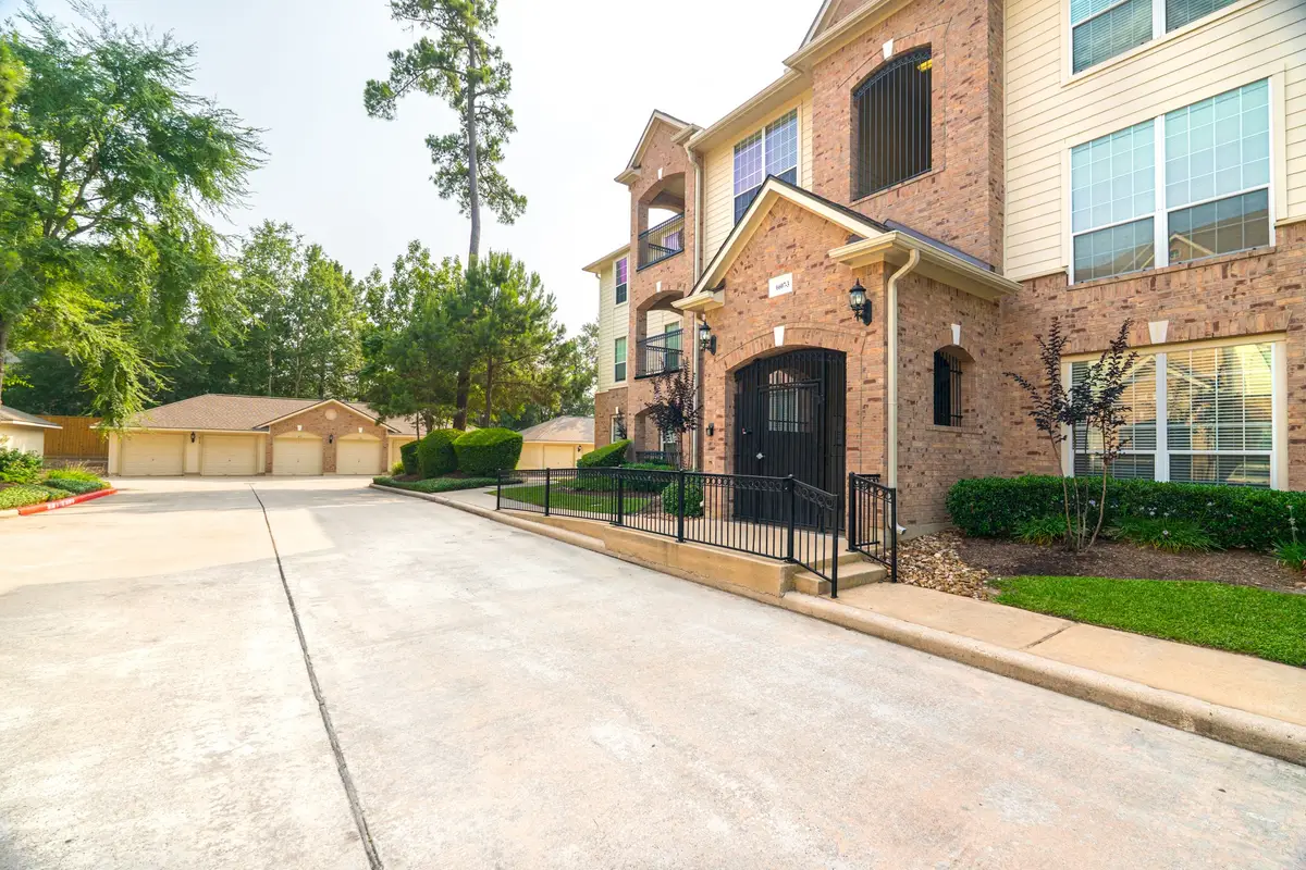6607 Lake Woodlands Drive #312, The Woodlands, TX 77382 - #1