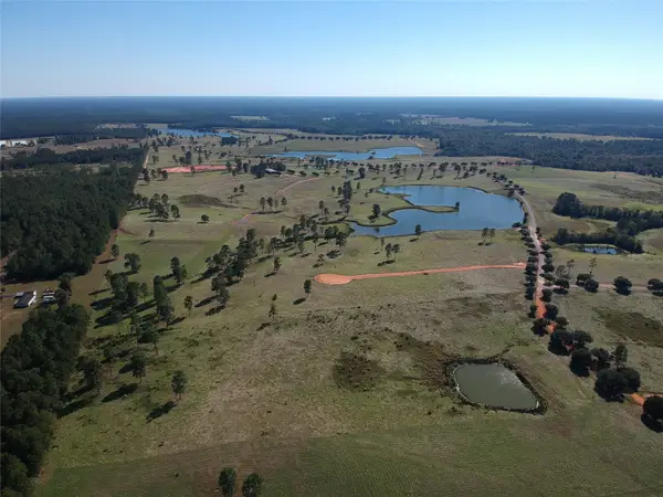 Lot 252 Lakeland Ranch, Hillister, TX 77624